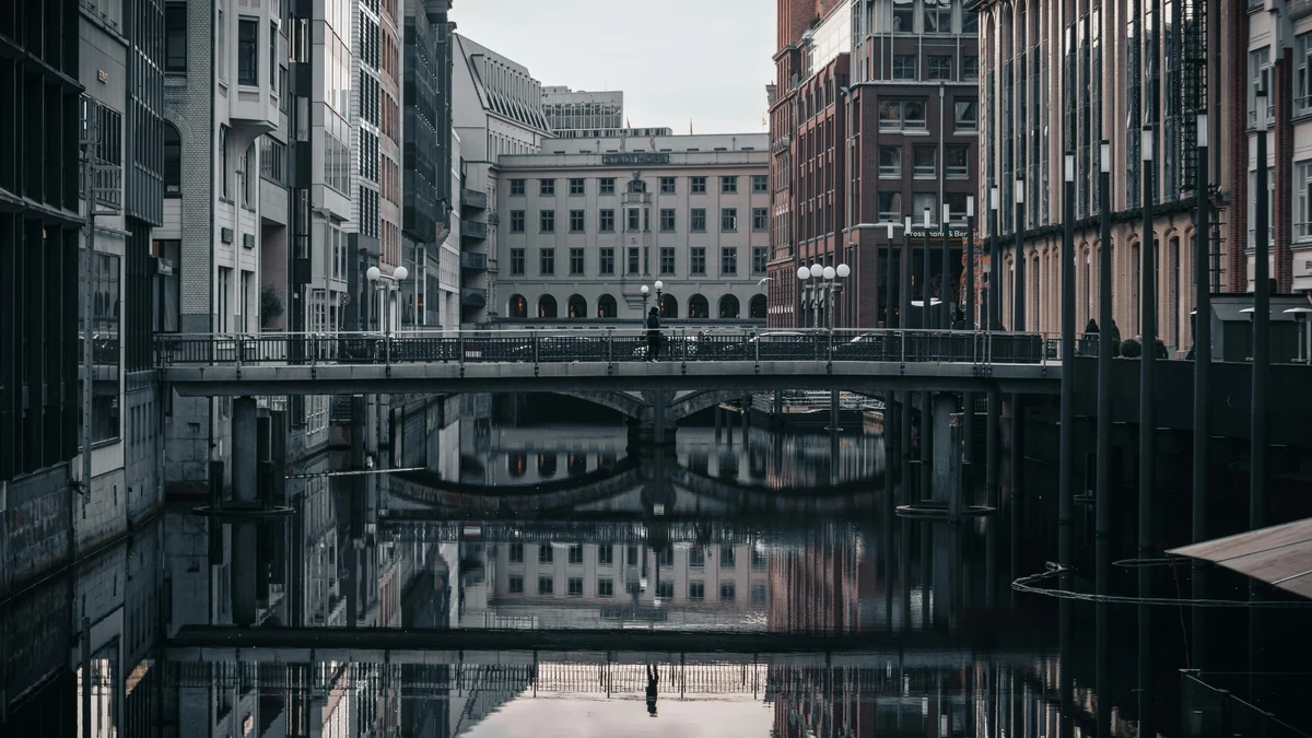 Hamburg Stadt Handy Hintergrundbild: Eindrucksvolle Szenen für dein Smartphone hintergrundbild