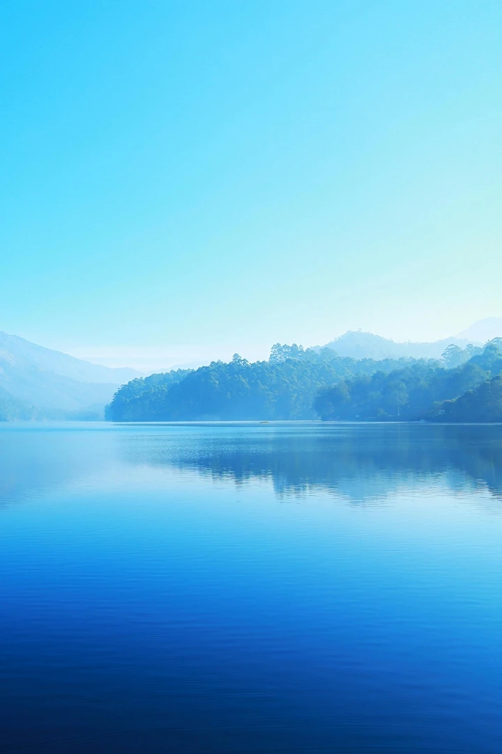 Seeblick Landschaft hintergrundbild